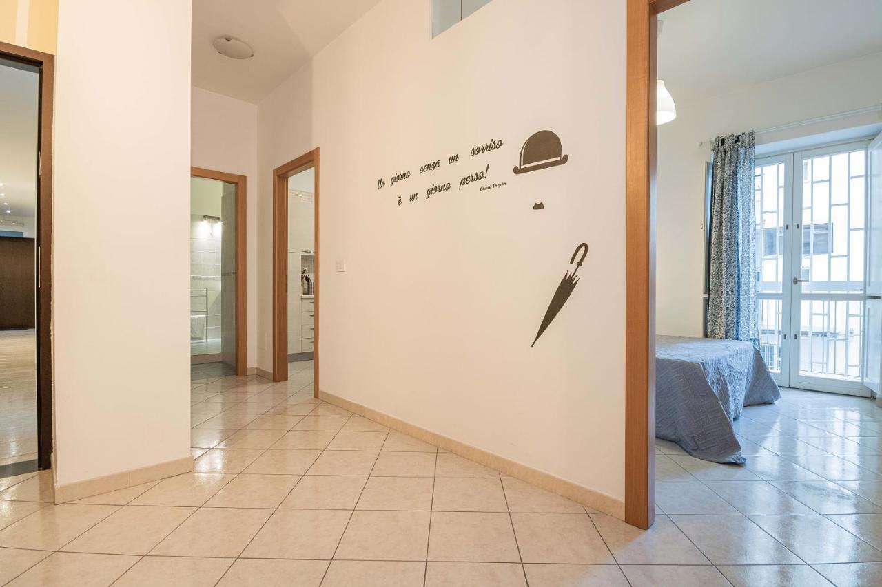 Nuovo Appartamento Beige Bari Extérieur photo